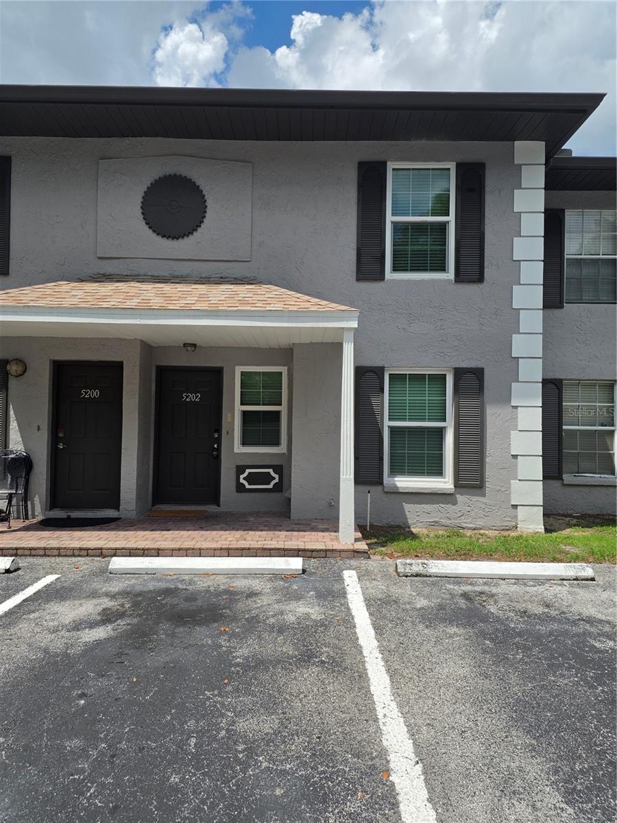 5202 SUNRIDGE PALMS DR #5202 Property Photo 1