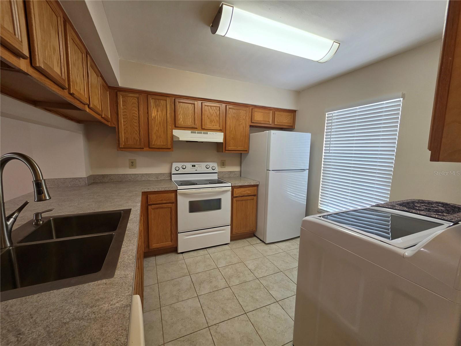 5202 Sunridge Palms Dr #5202 Property Photo 4