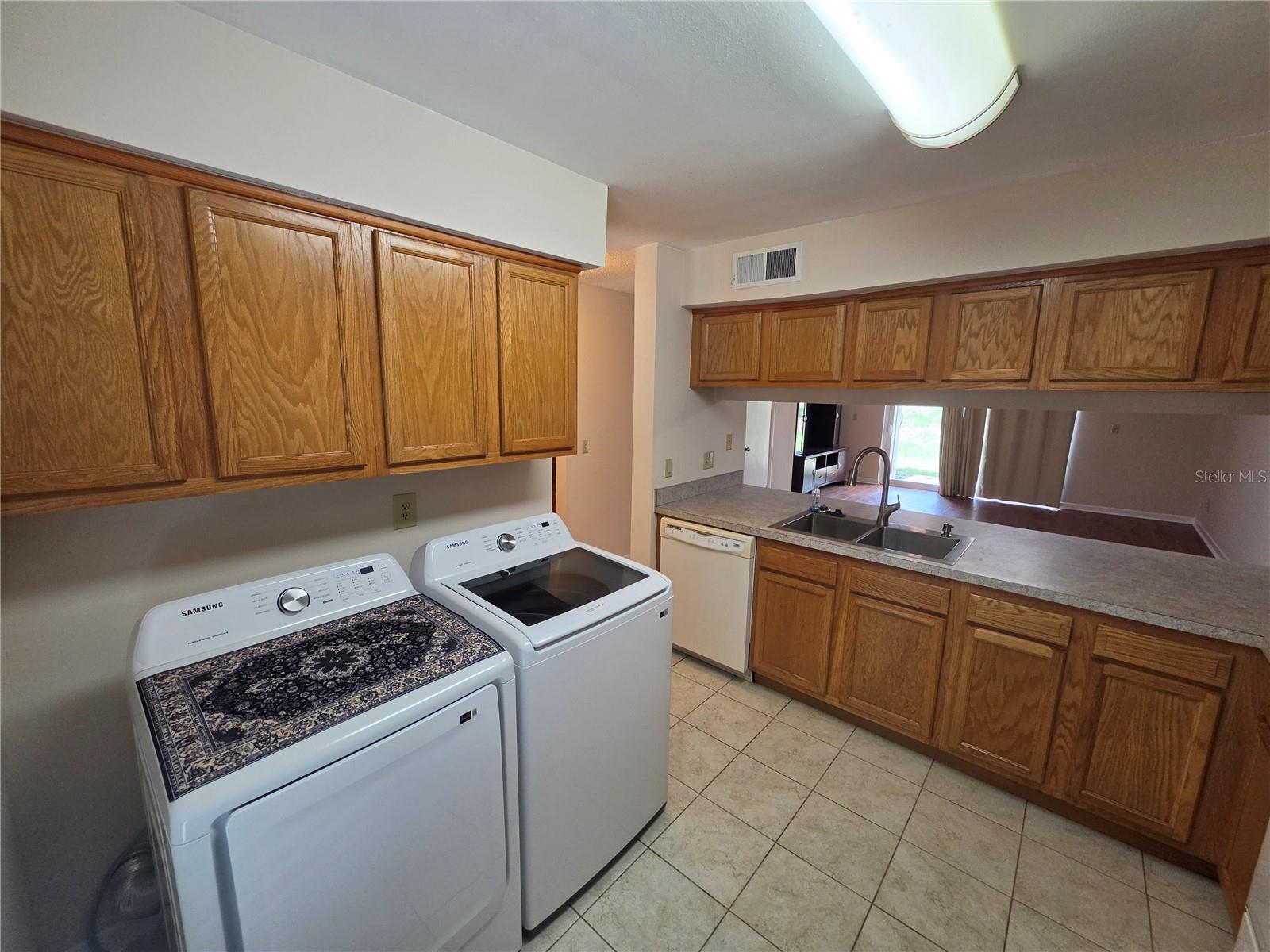 5202 Sunridge Palms Dr #5202 Property Photo 5