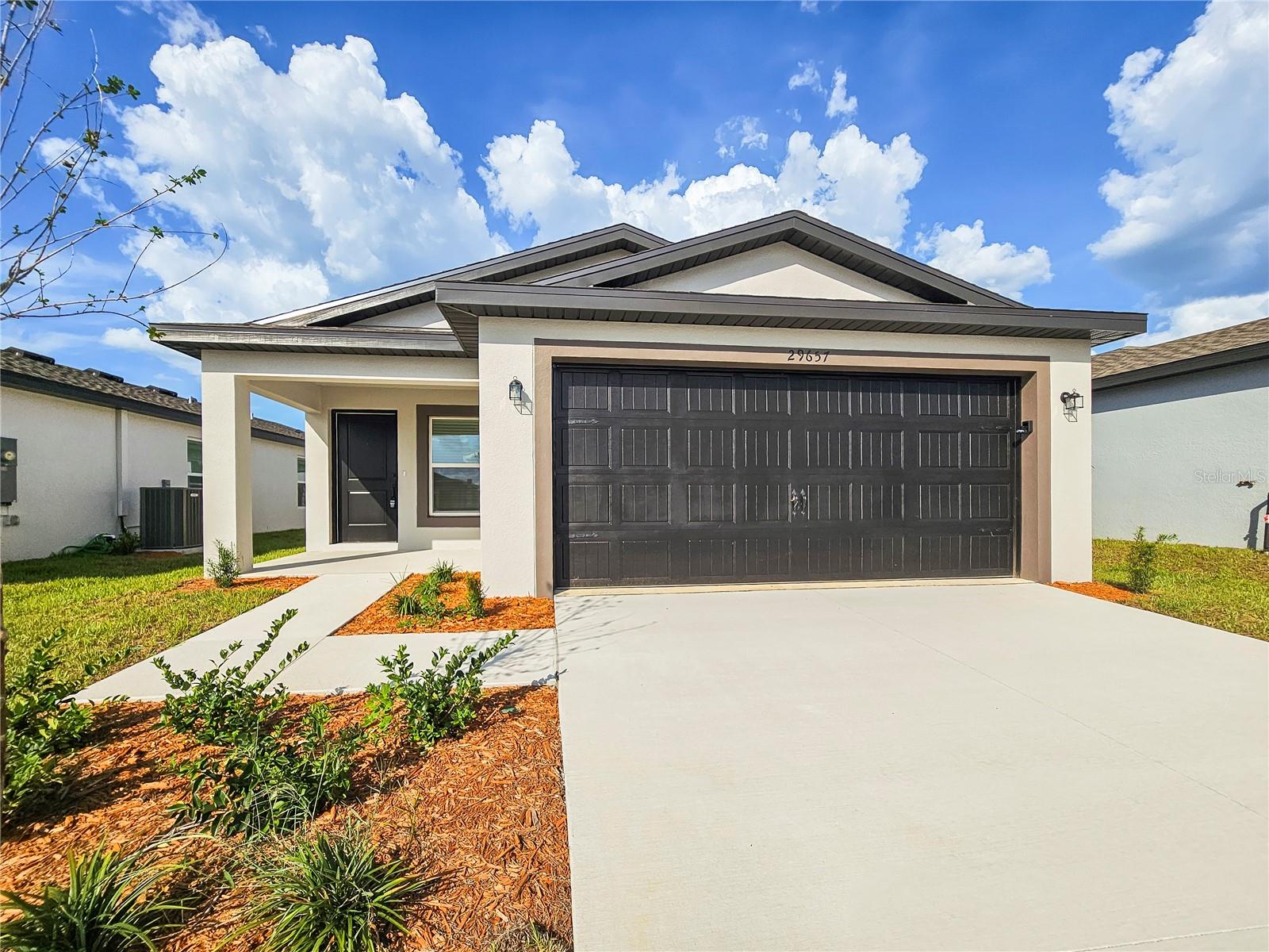 TB8542809 Property Photo 1