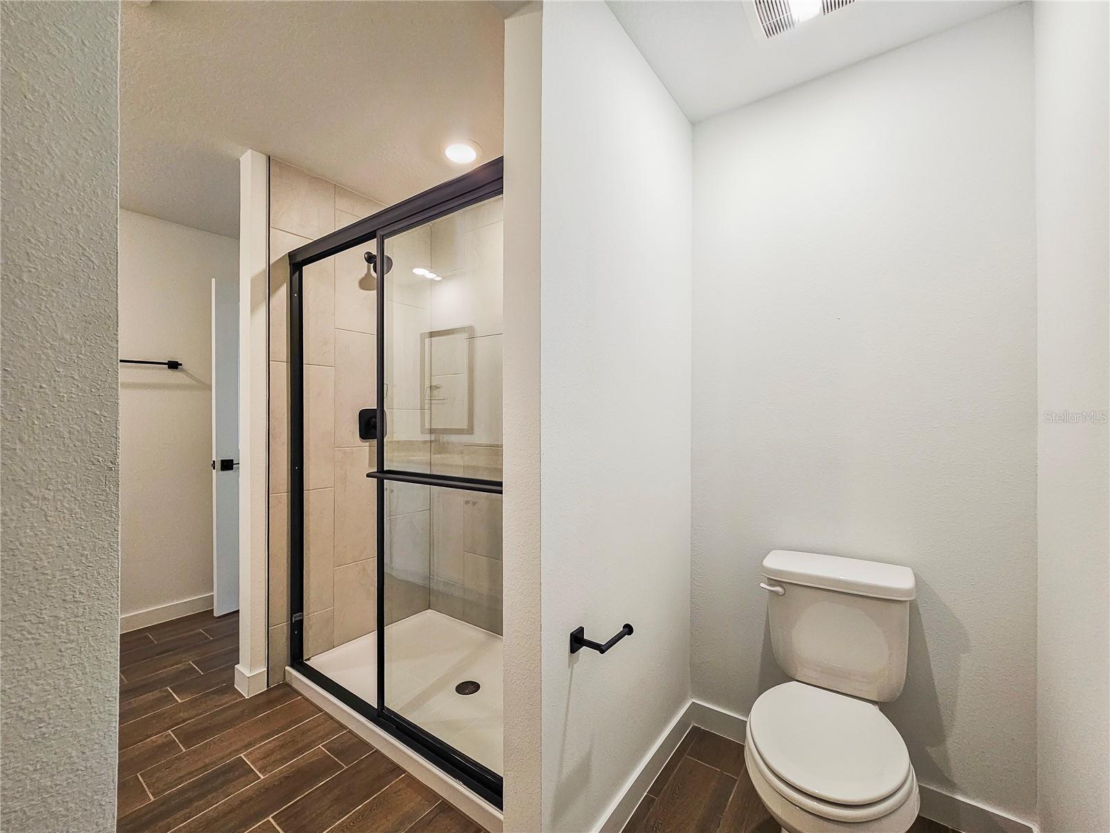 TB8542809 Property Photo 11