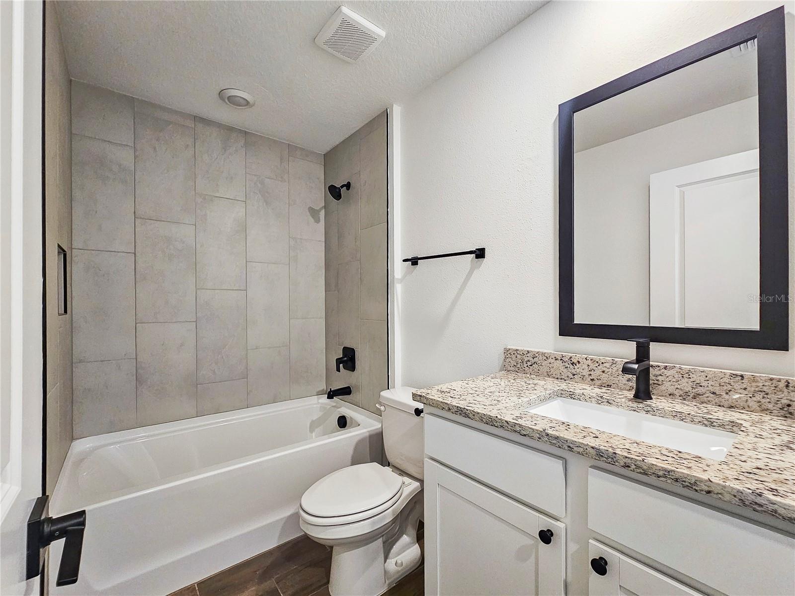 TB8542809 Property Photo 15
