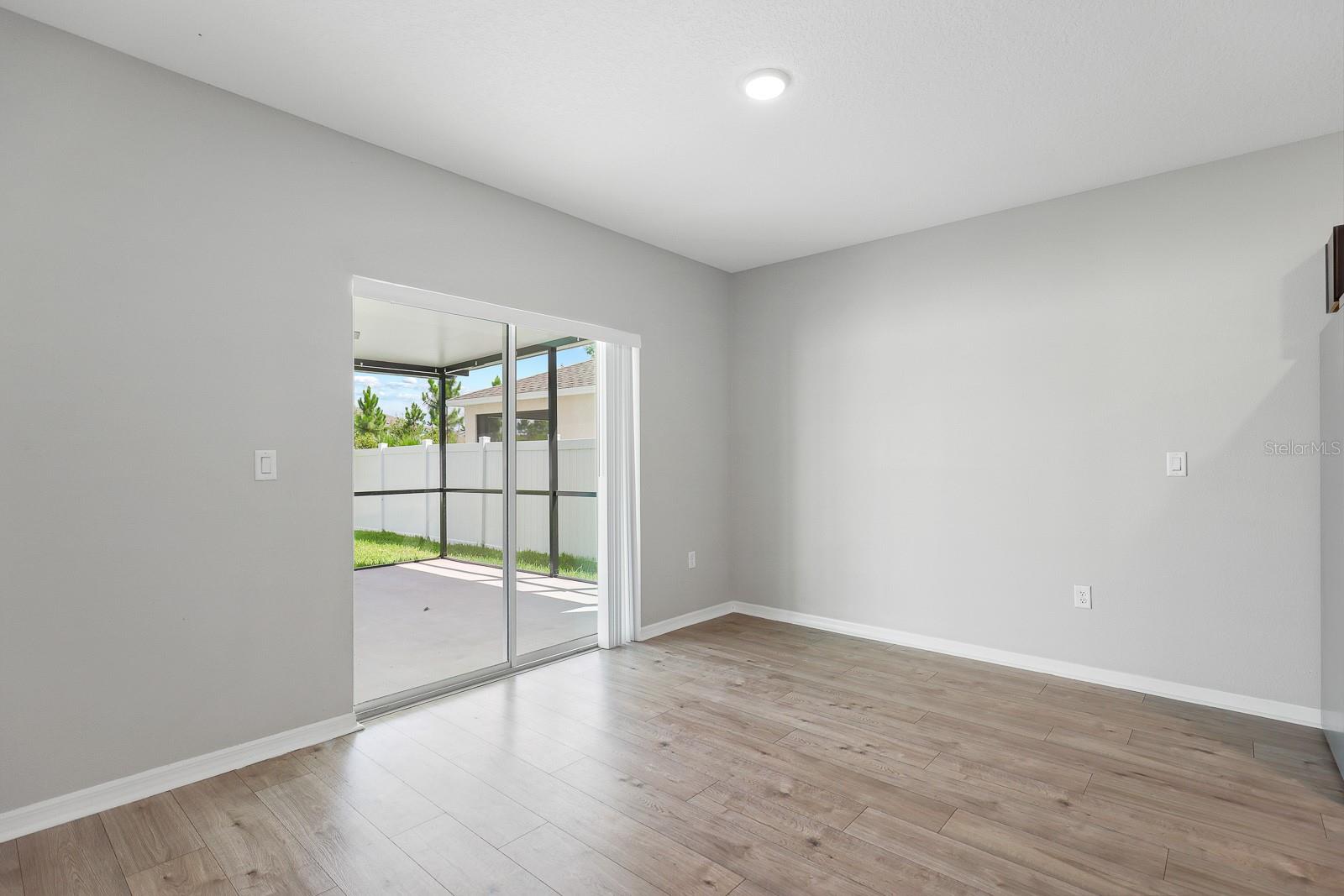 12894 French Market Dr Property Photo 14