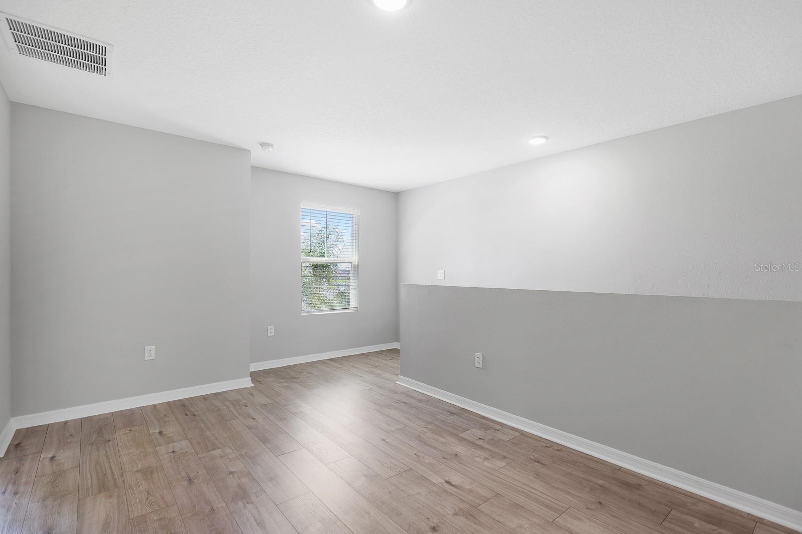 12894 French Market Dr Property Photo 17