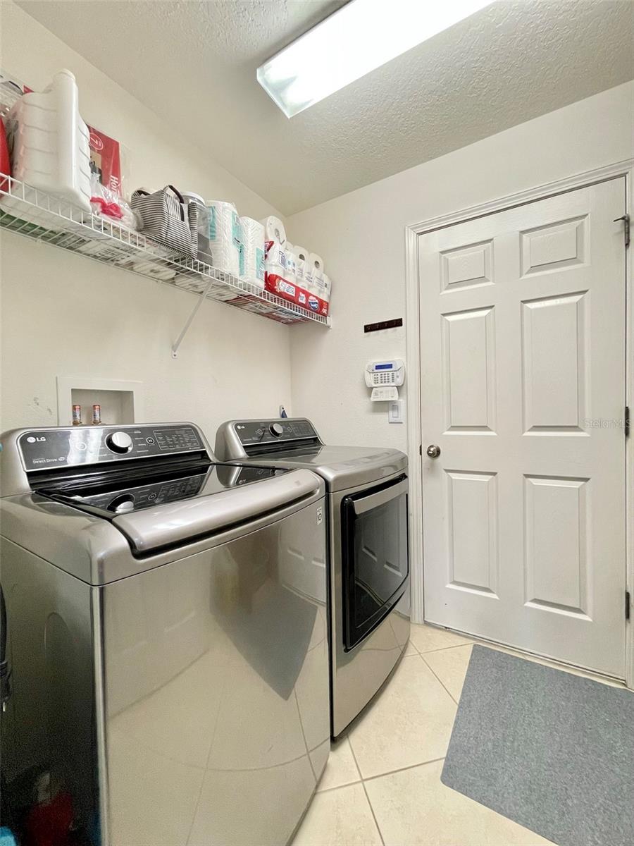 8227 Midnight Sun Ct Property Photo 13