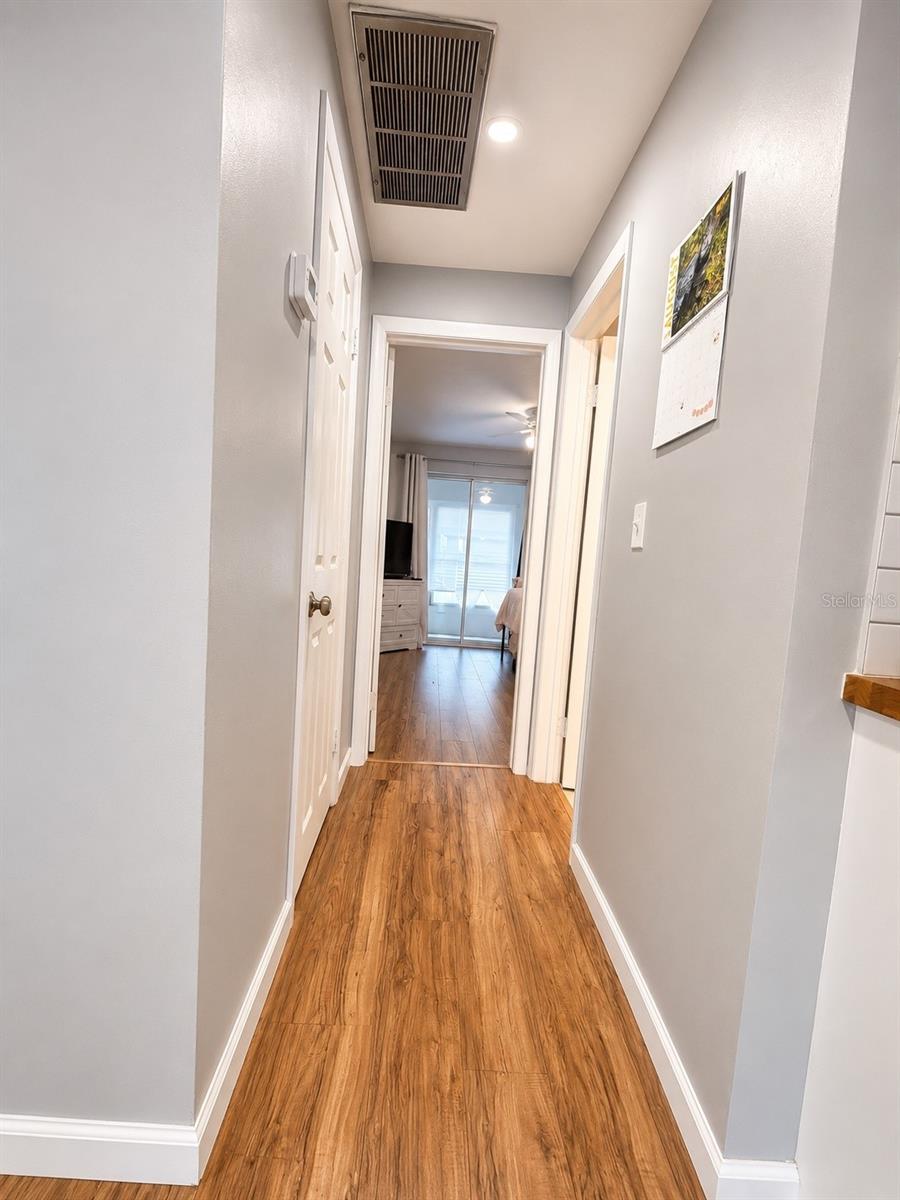 4234 Sheldon Pl Property Photo 9