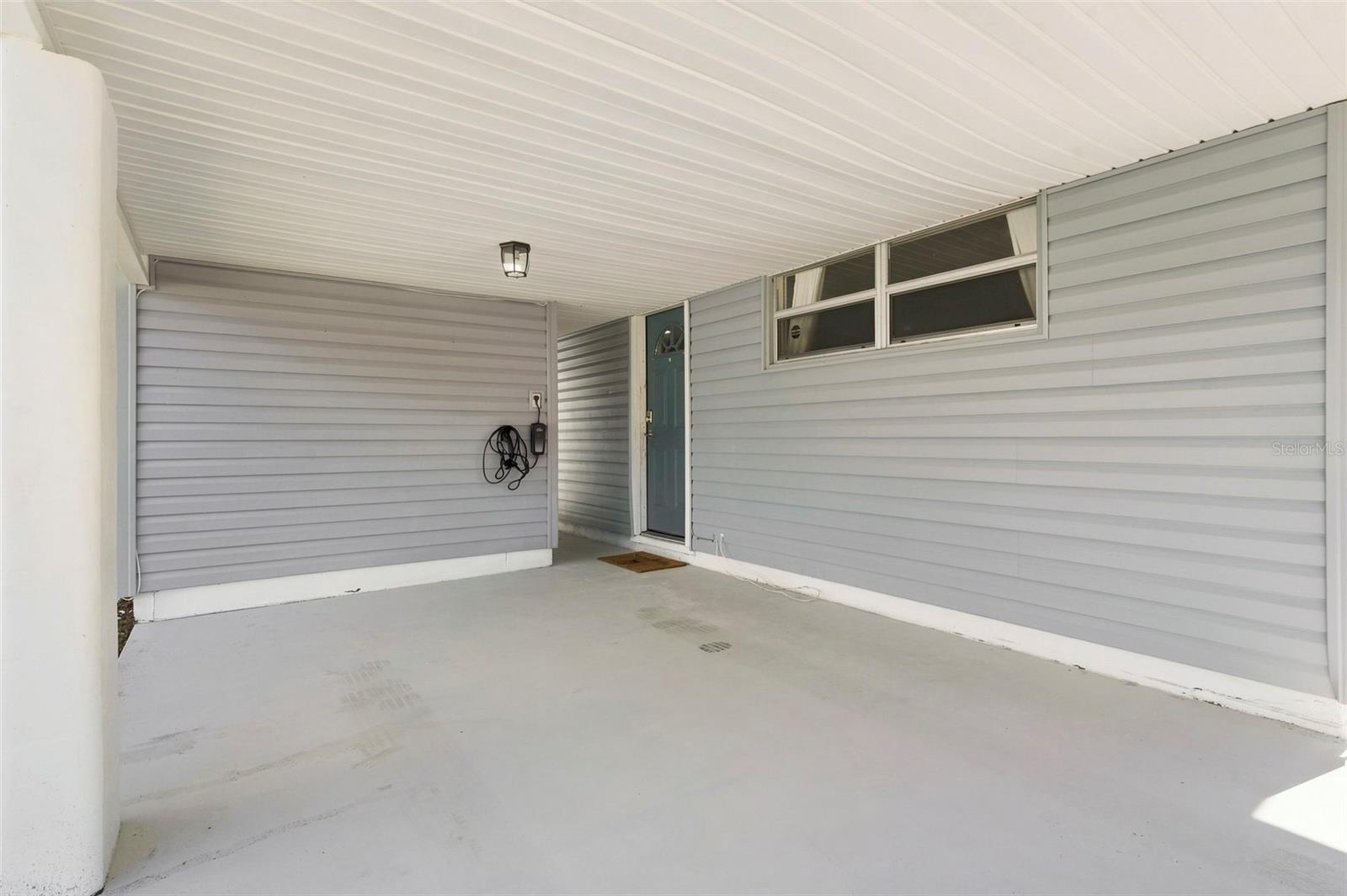 660 Dexter Dr Property Photo 5
