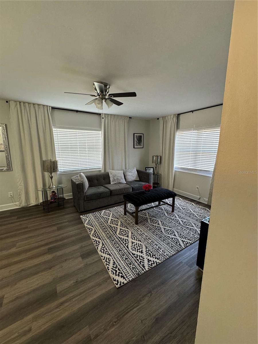 5608 Gateway Dr Property Photo 14