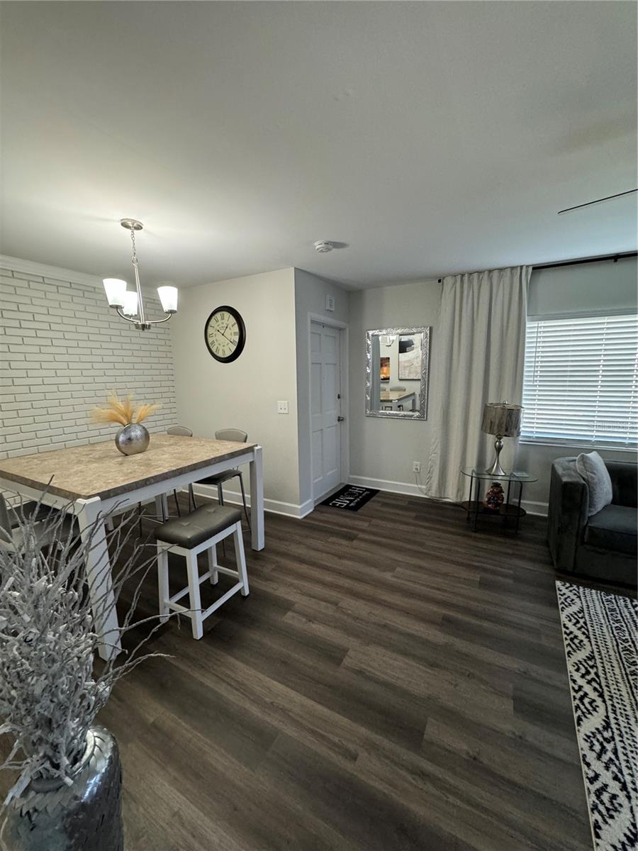 5608 Gateway Dr Property Photo 15
