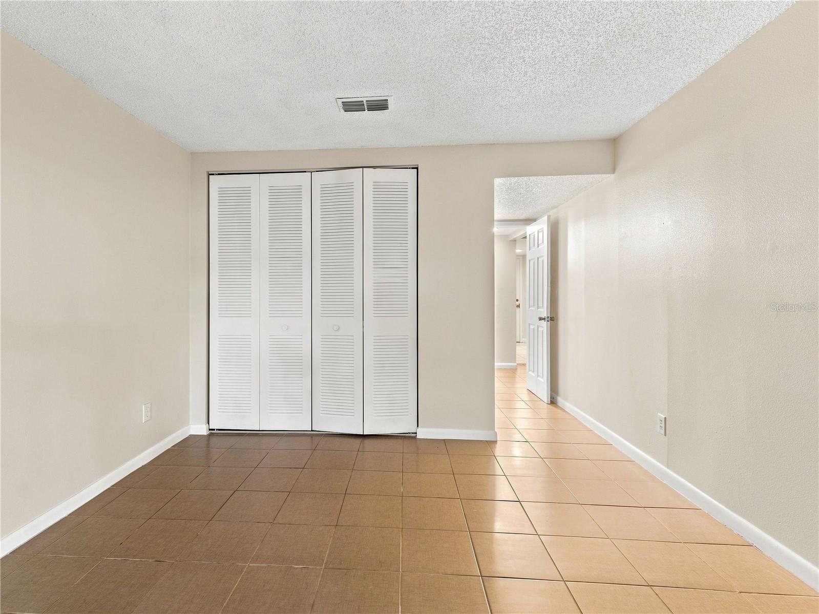 2452 Enterprise Rd #2001 Property Photo 10