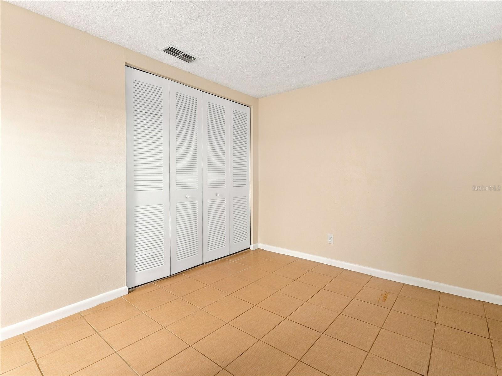 2452 Enterprise Rd #2001 Property Photo 14
