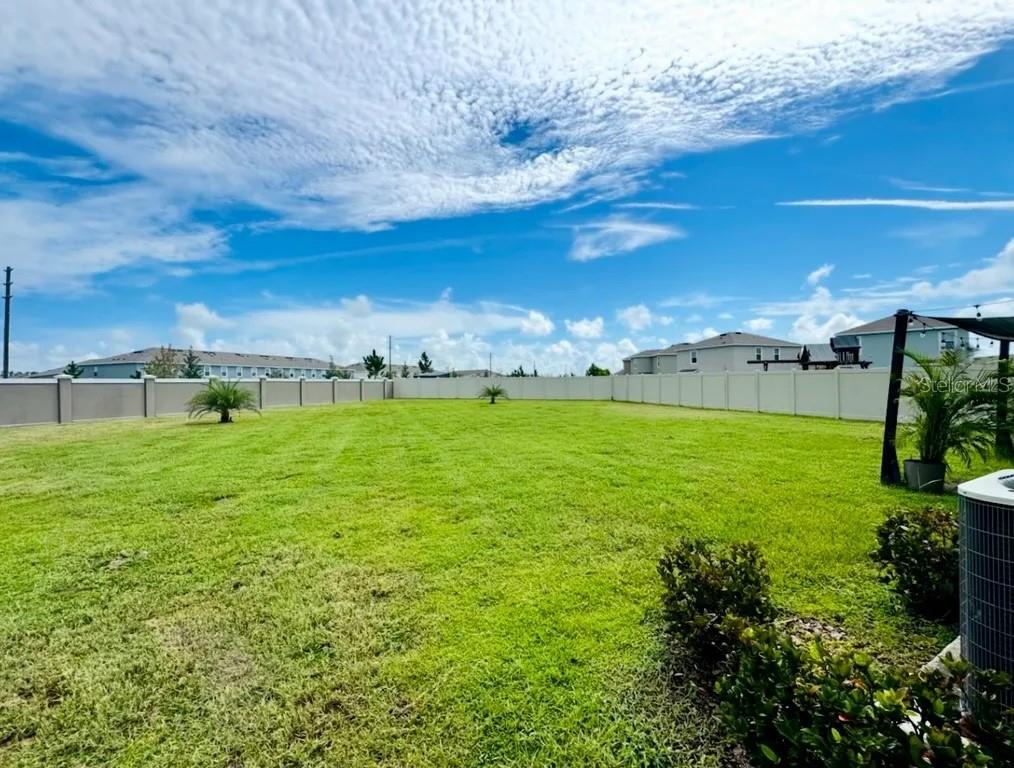 8358 Hardy Bay Loop Property Photo 22