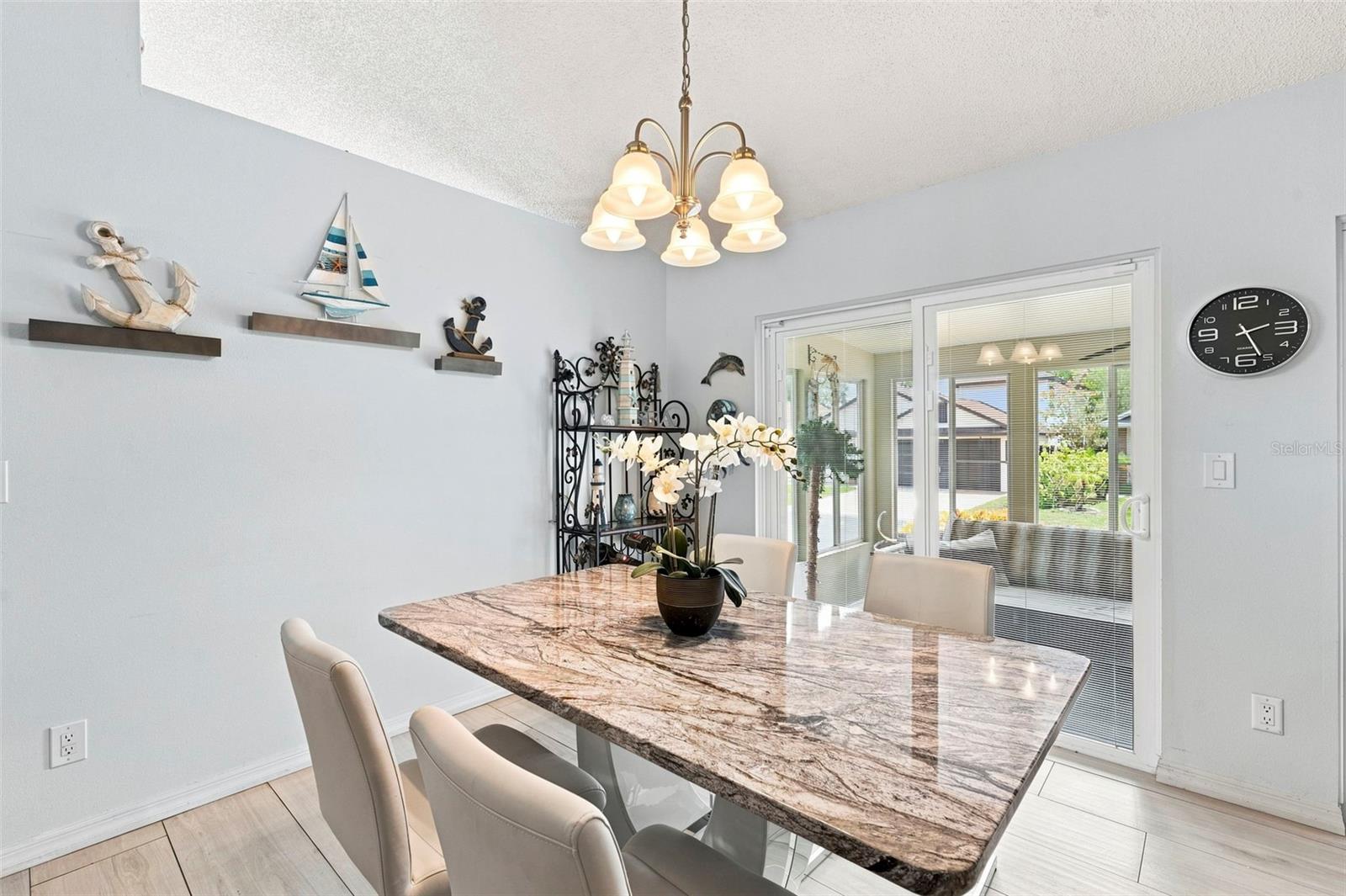 2234 Springflower Dr. Property Photo 16