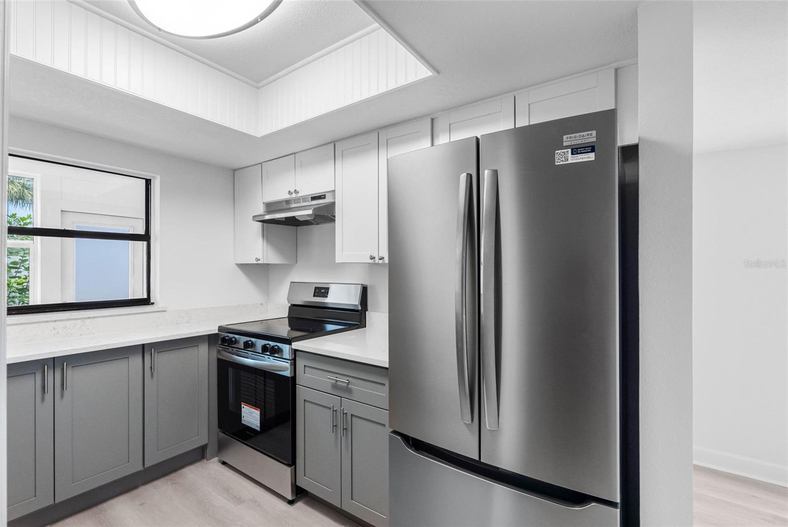TB8542862 Property Photo 11