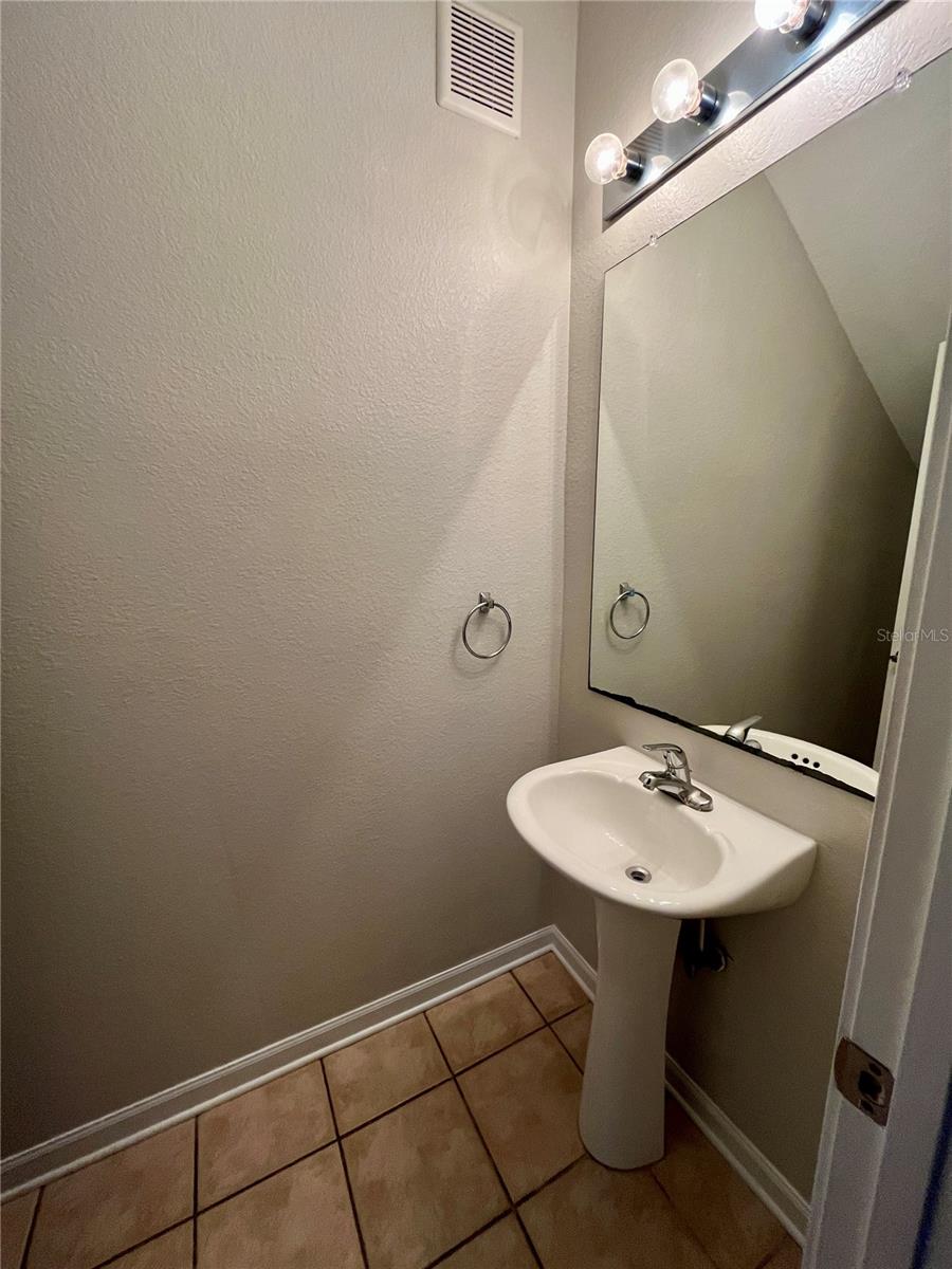 8202 Downpatrick Ct Property Photo 9