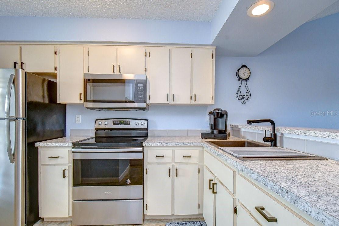 4925 Myrtle Oak Dr #25 Property Photo 12