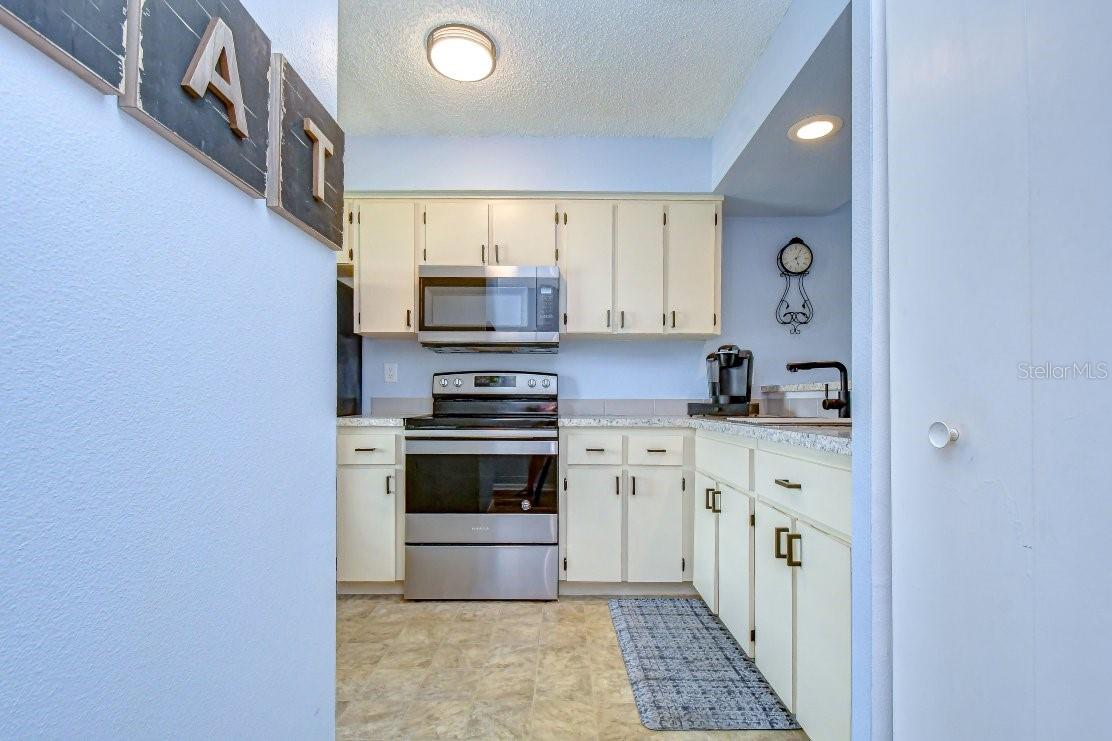4925 Myrtle Oak Dr #25 Property Photo 17