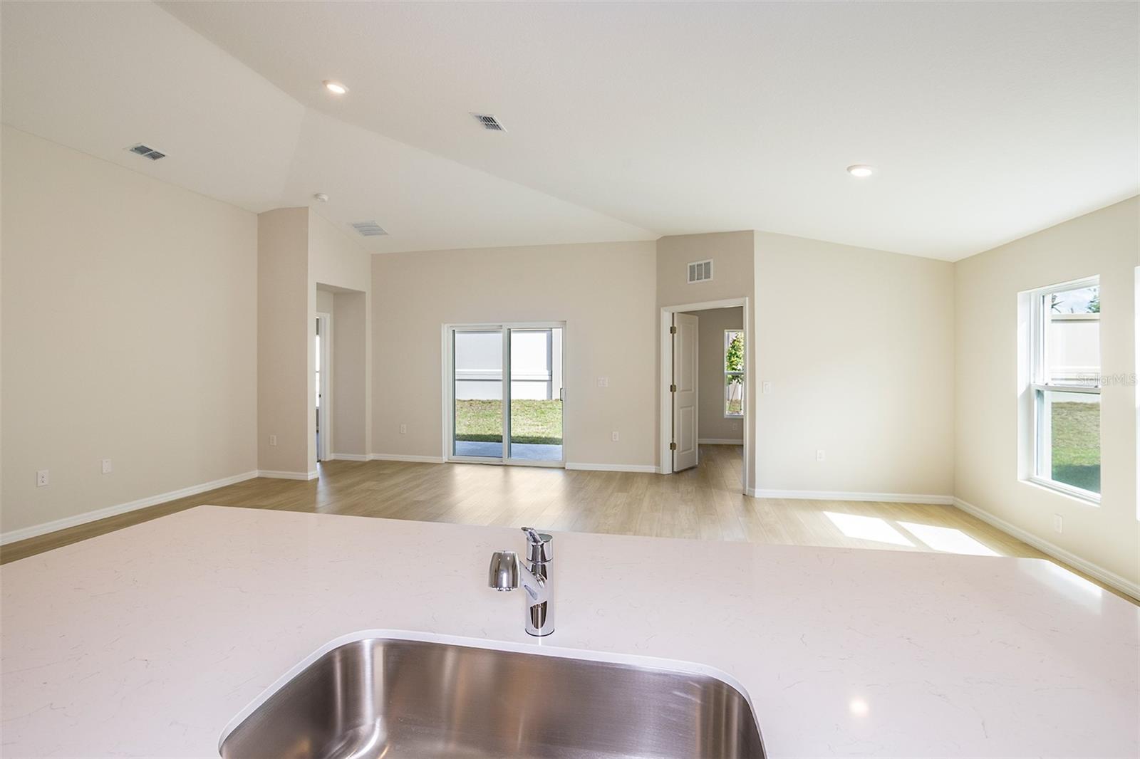 36691 Thornhedge Dr Property Photo 10