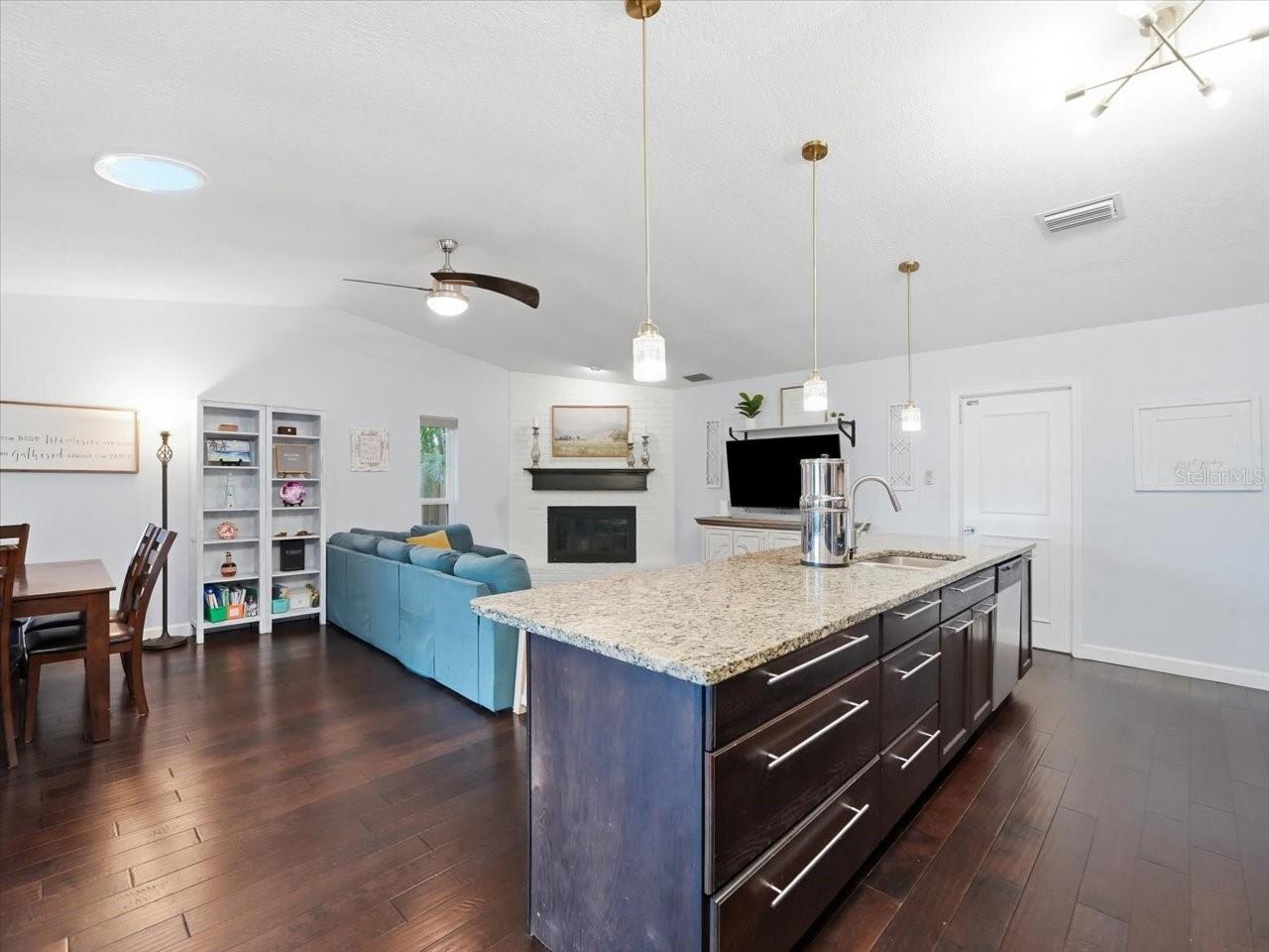 7024 124th Ter Property Photo 17