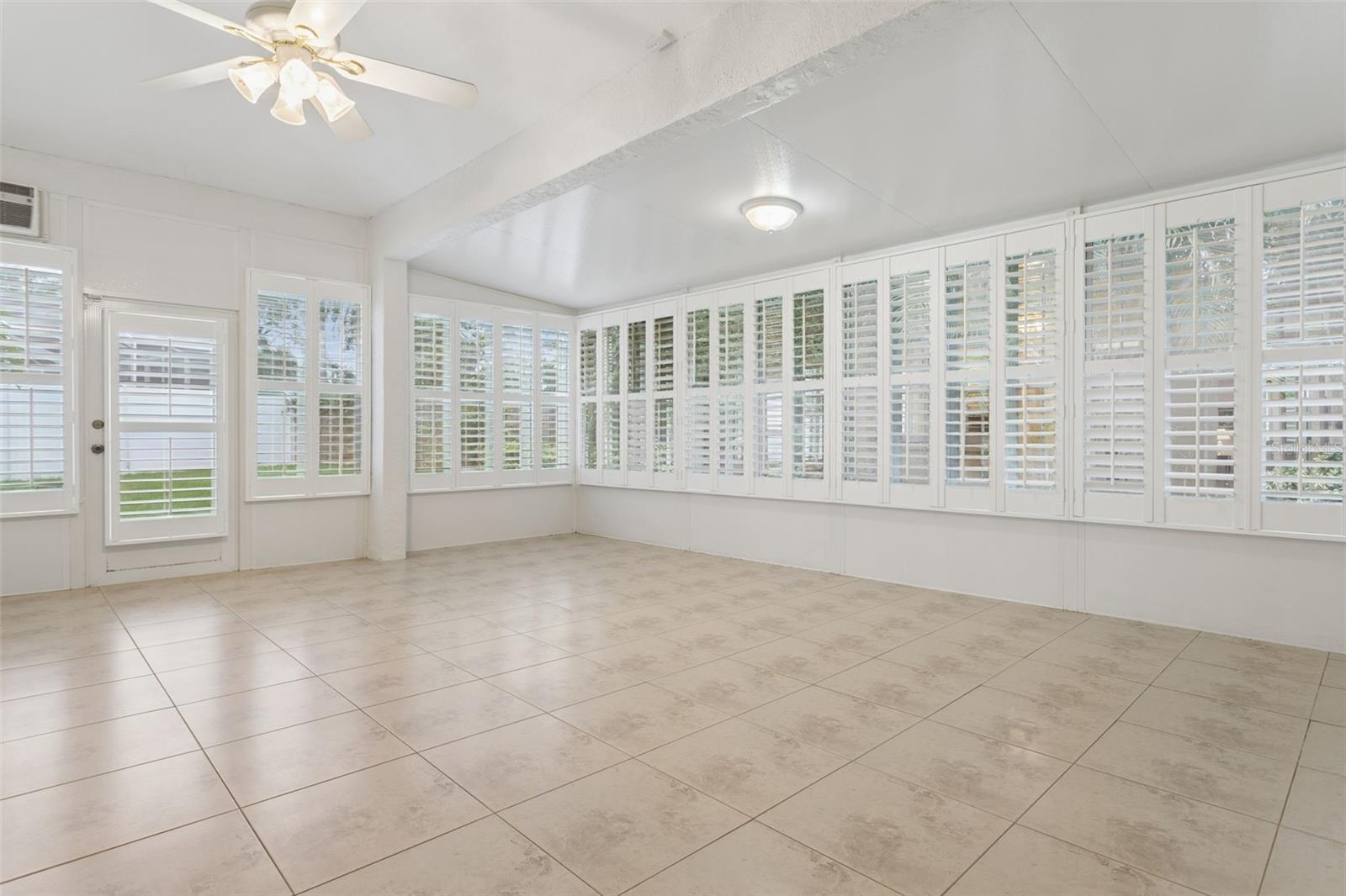9703 Hidden Cove Ct Property Photo 25
