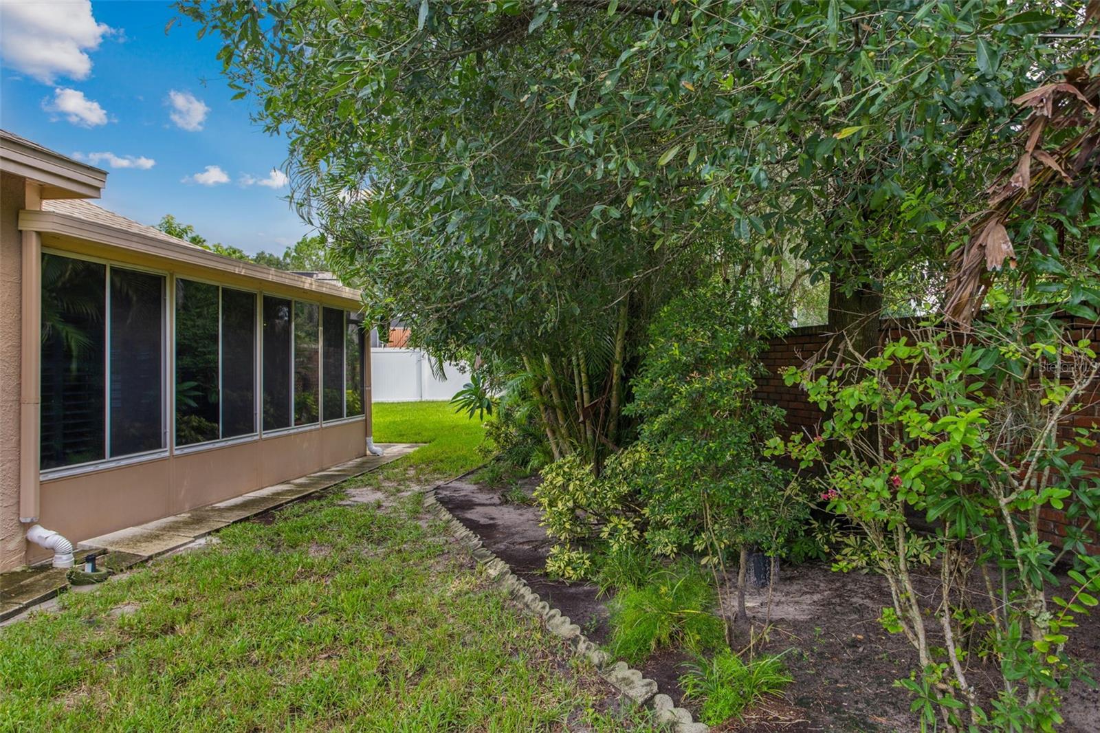 9703 Hidden Cove Ct Property Photo 31