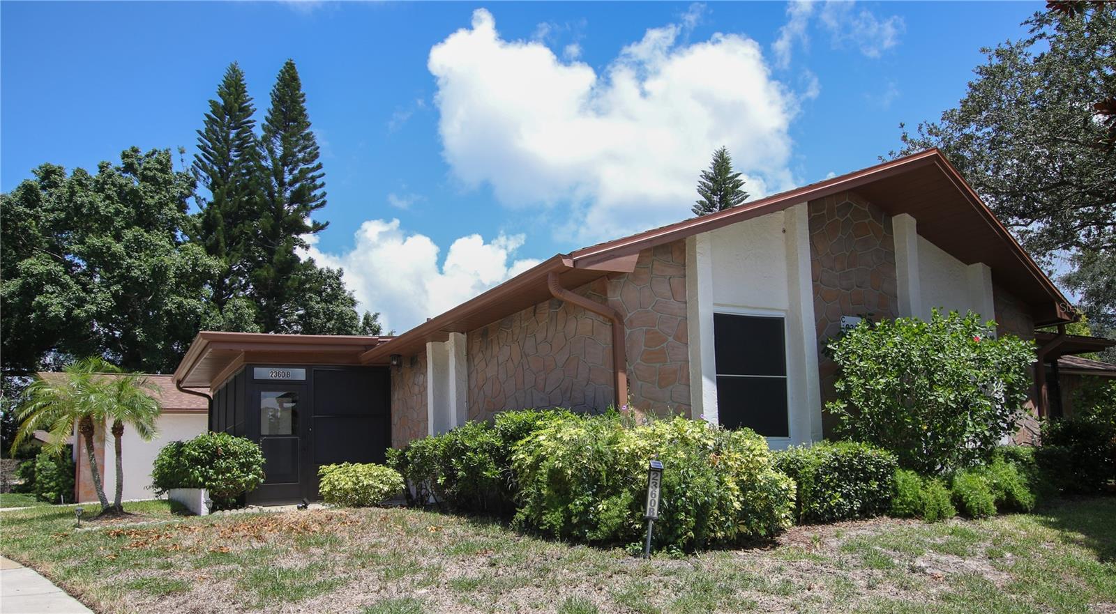 2360 Shelly Dr #b Property Photo 3