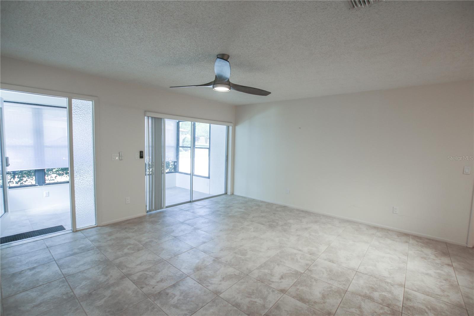 2360 Shelly Dr #b Property Photo 24