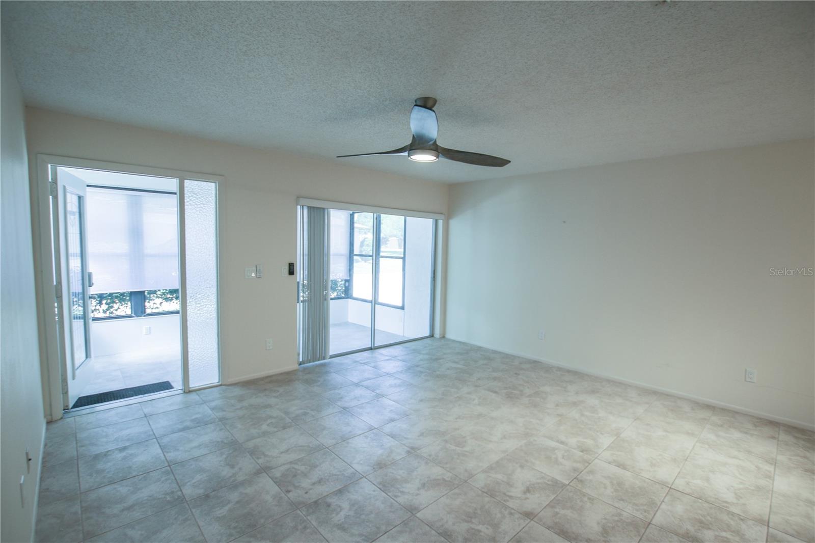 2360 Shelly Dr #b Property Photo 28