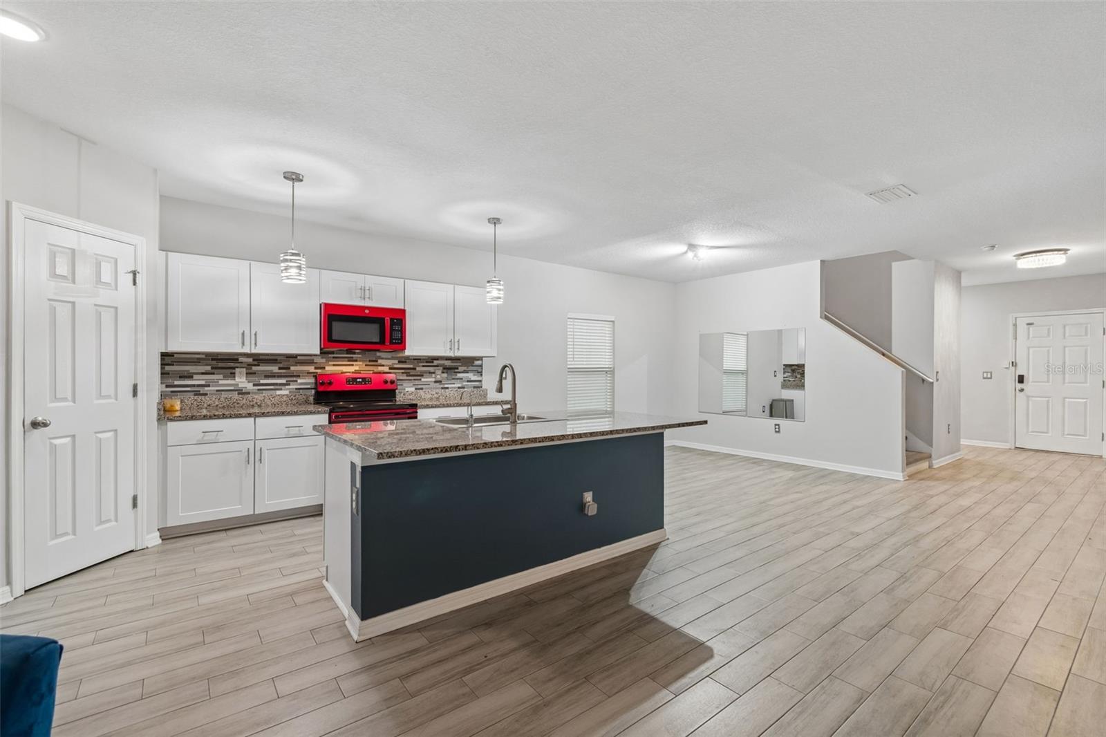 13113 Fruitville Way Property Photo 10