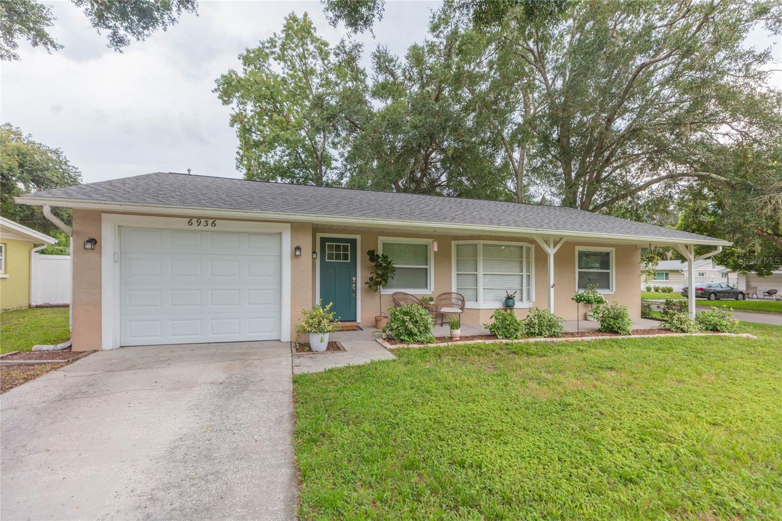 6936 Coleus Ct Property Photo 1