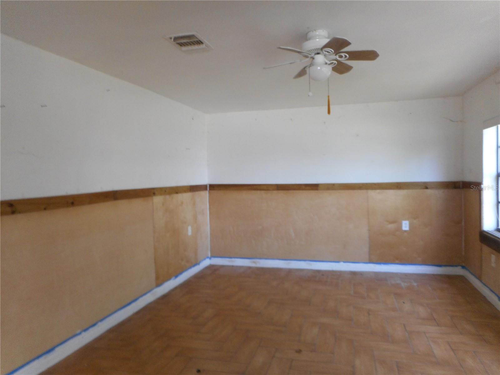 609 1st Ave Nw Property Photo 5
