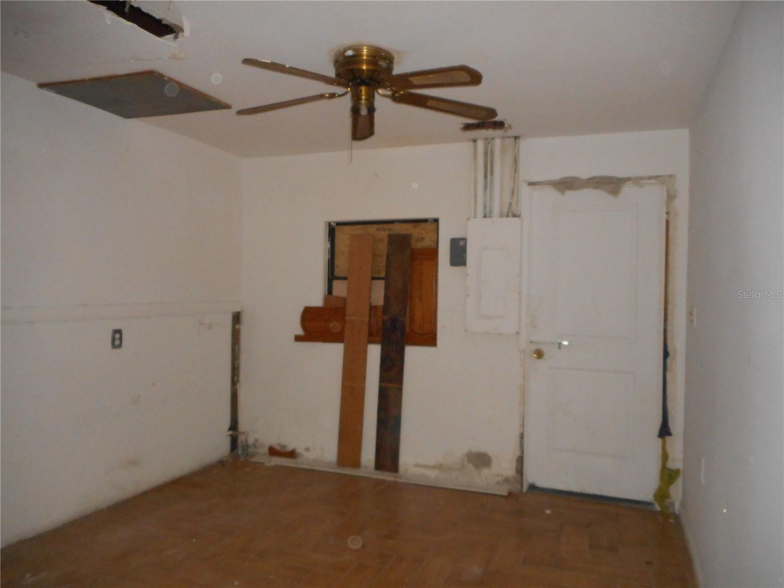 609 1st Ave Nw Property Photo 16