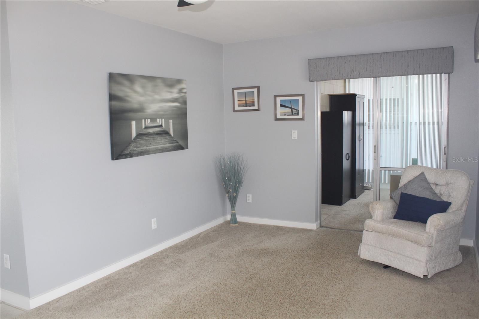 12400 Park Blvd #206 Property Photo 5