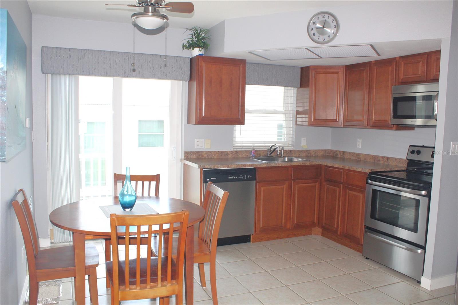12400 Park Blvd #206 Property Photo 13