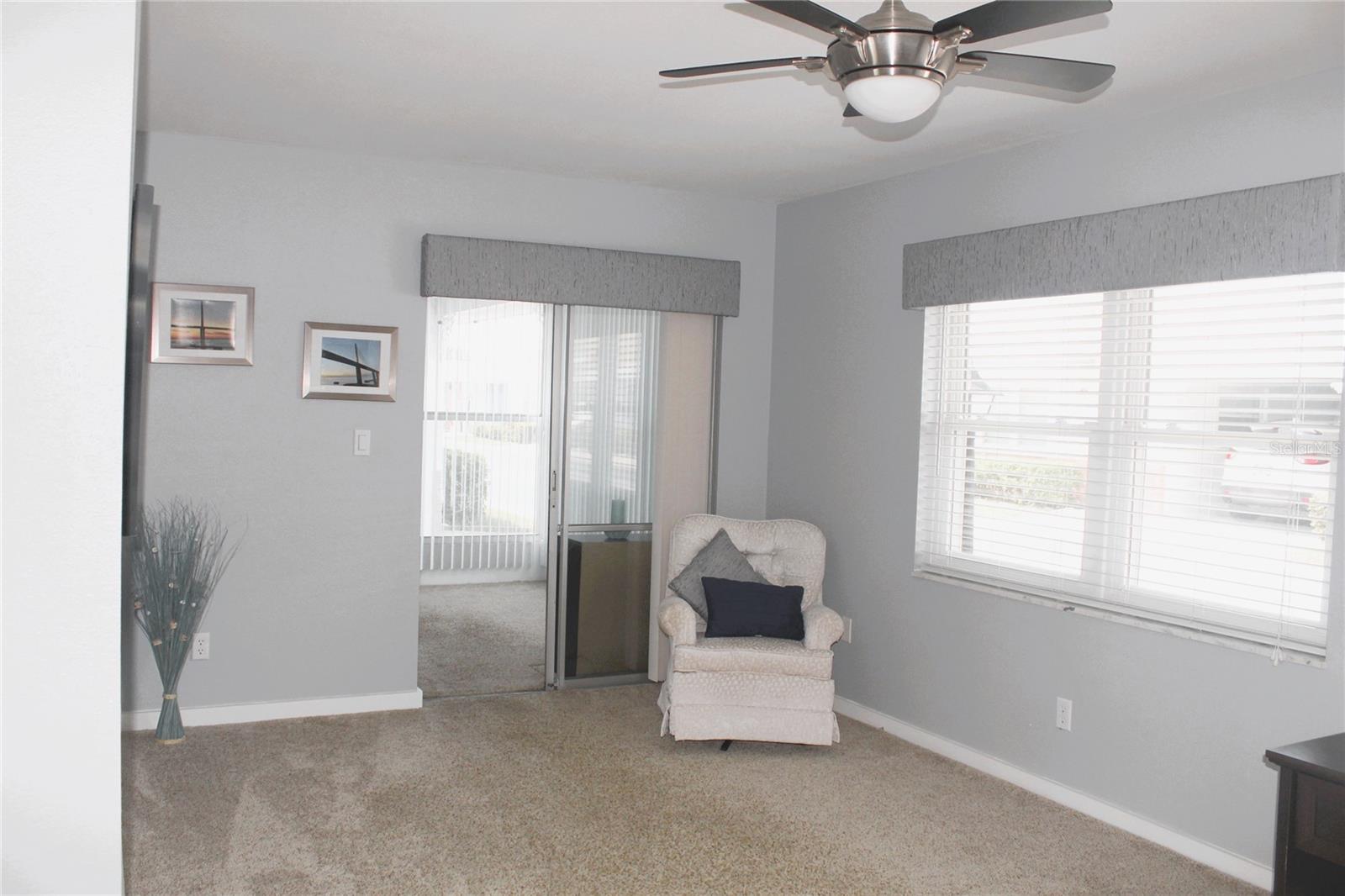 12400 Park Blvd #206 Property Photo 16