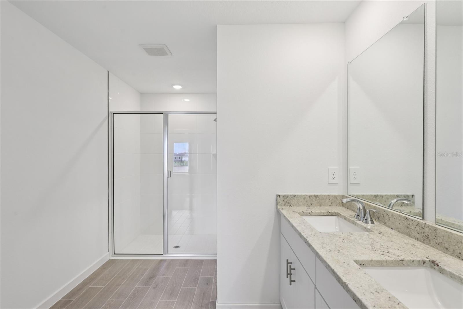 10 Garni Dr Property Photo 31