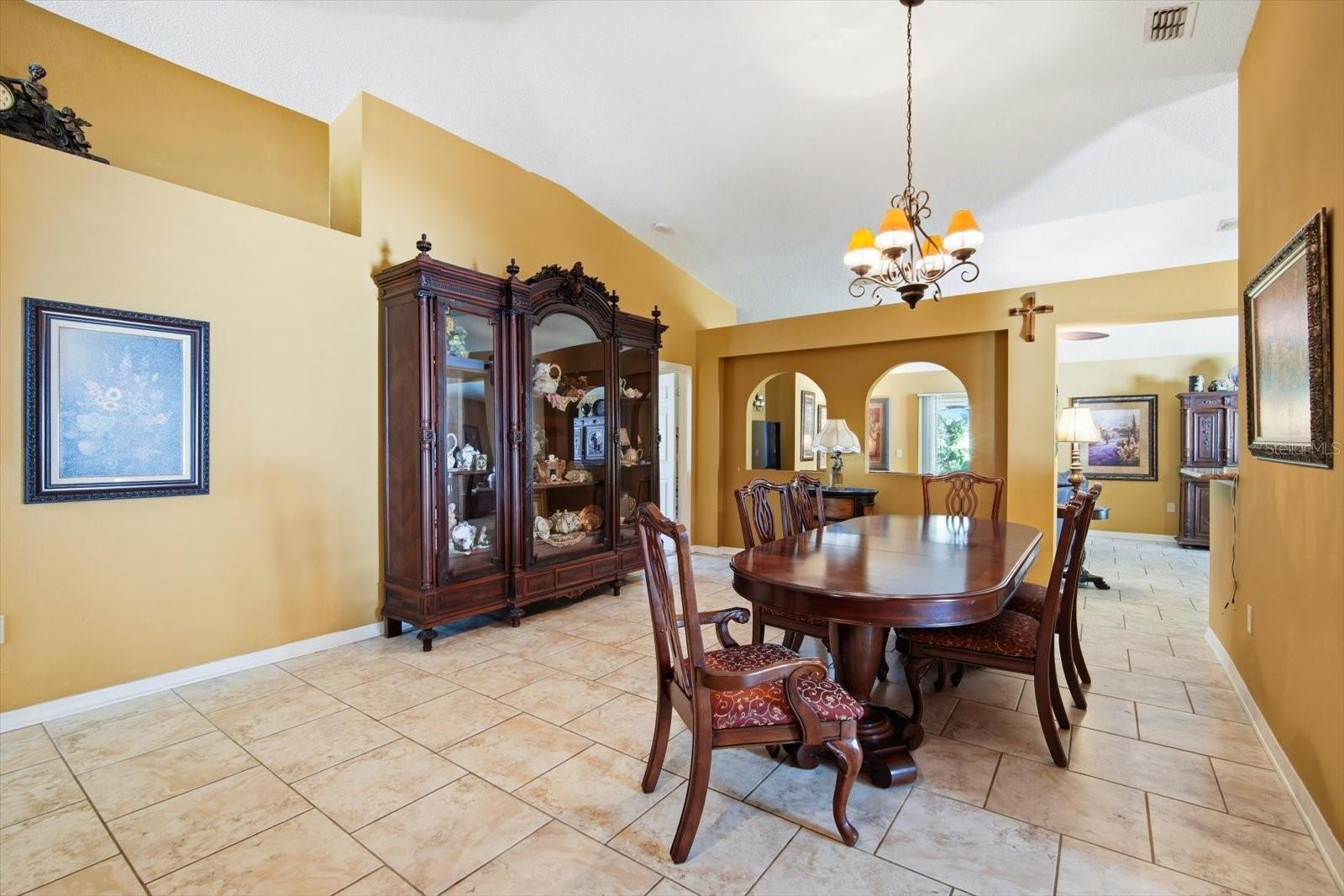 809 Rocky Mountain Ct Property Photo 8
