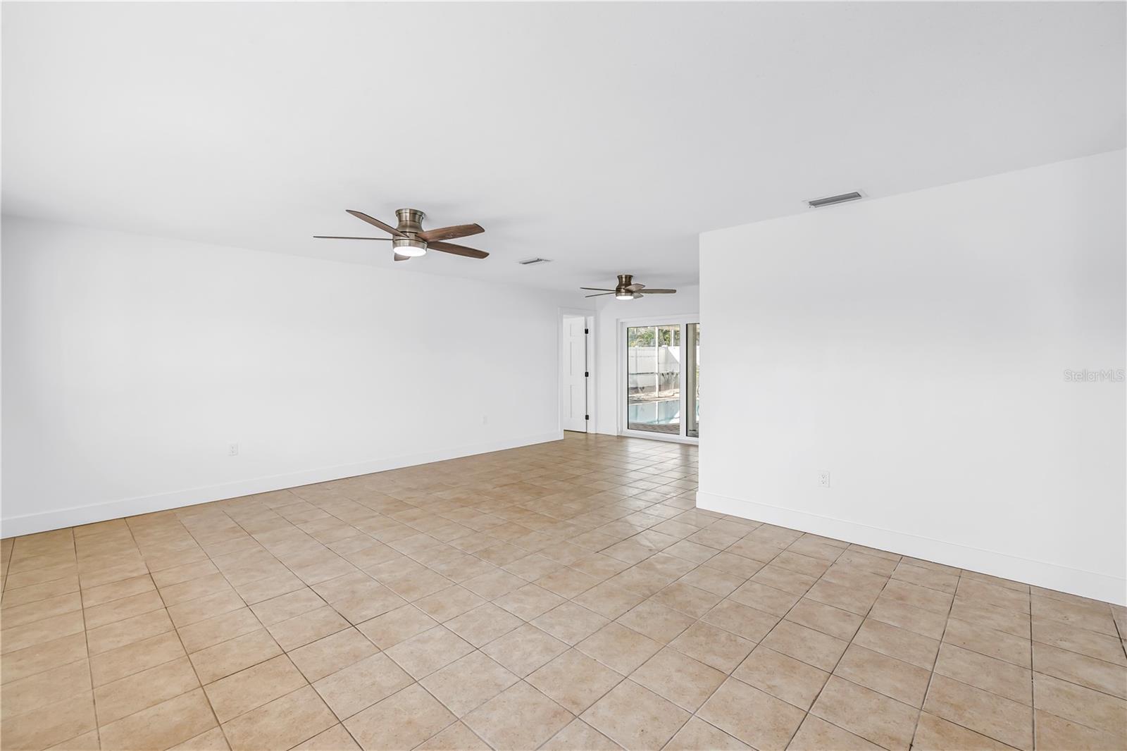 2053 Dolphin Blvd S Property Photo 7