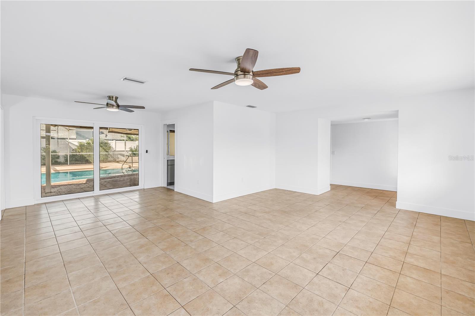 2053 Dolphin Blvd S Property Photo 8