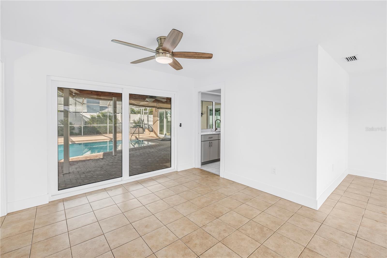2053 Dolphin Blvd S Property Photo 9