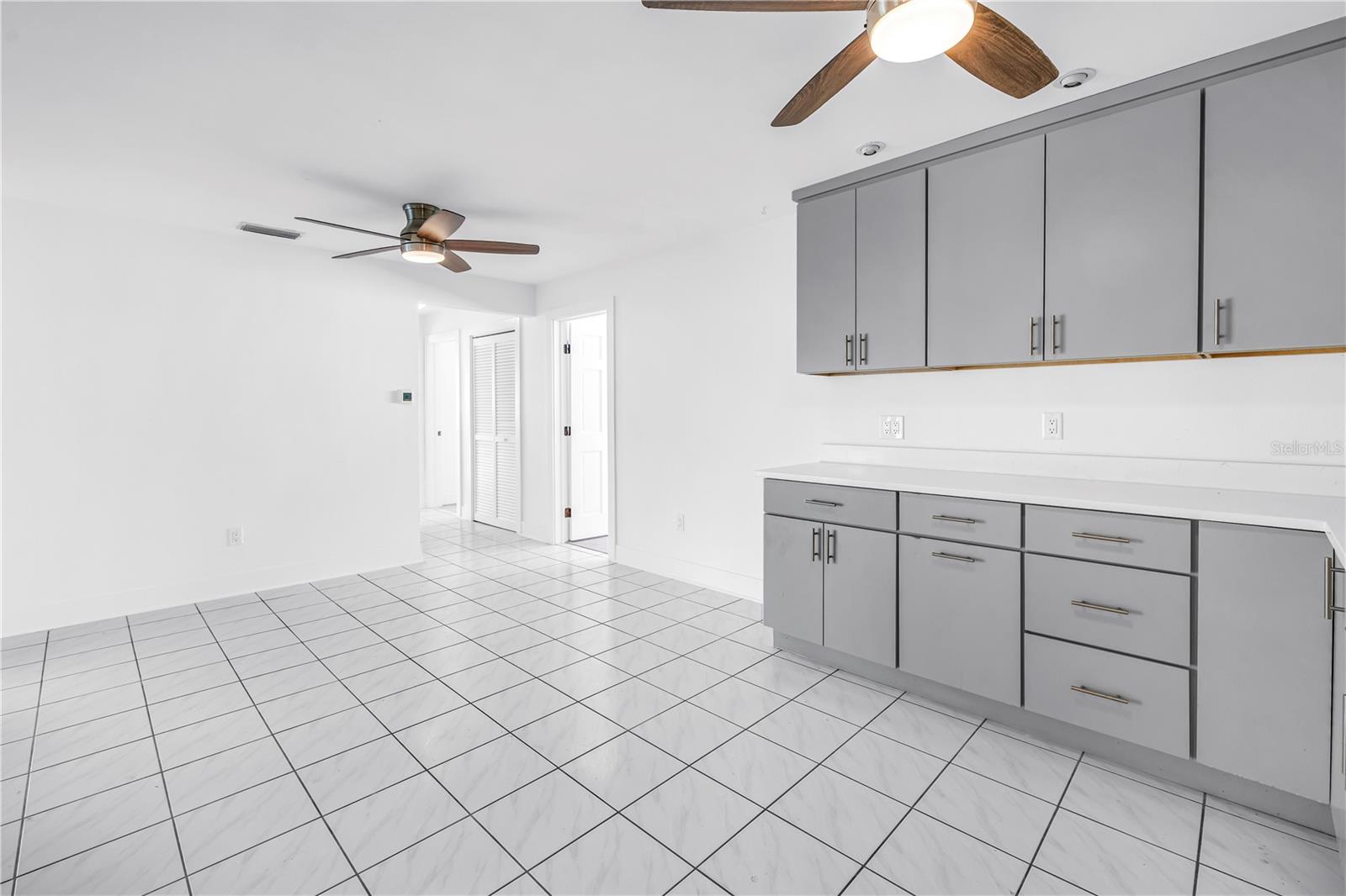 2053 Dolphin Blvd S Property Photo 18