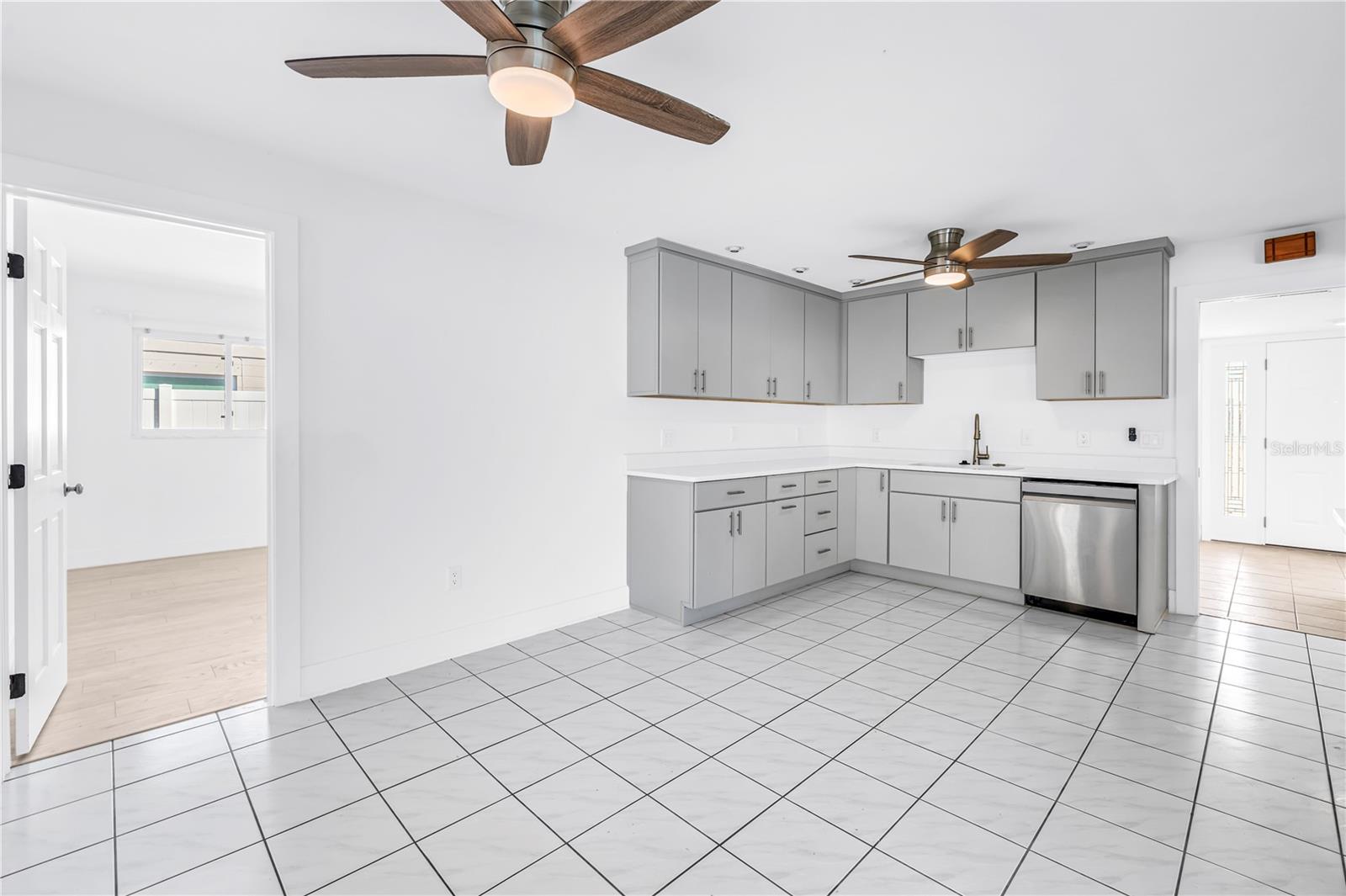 2053 Dolphin Blvd S Property Photo 19
