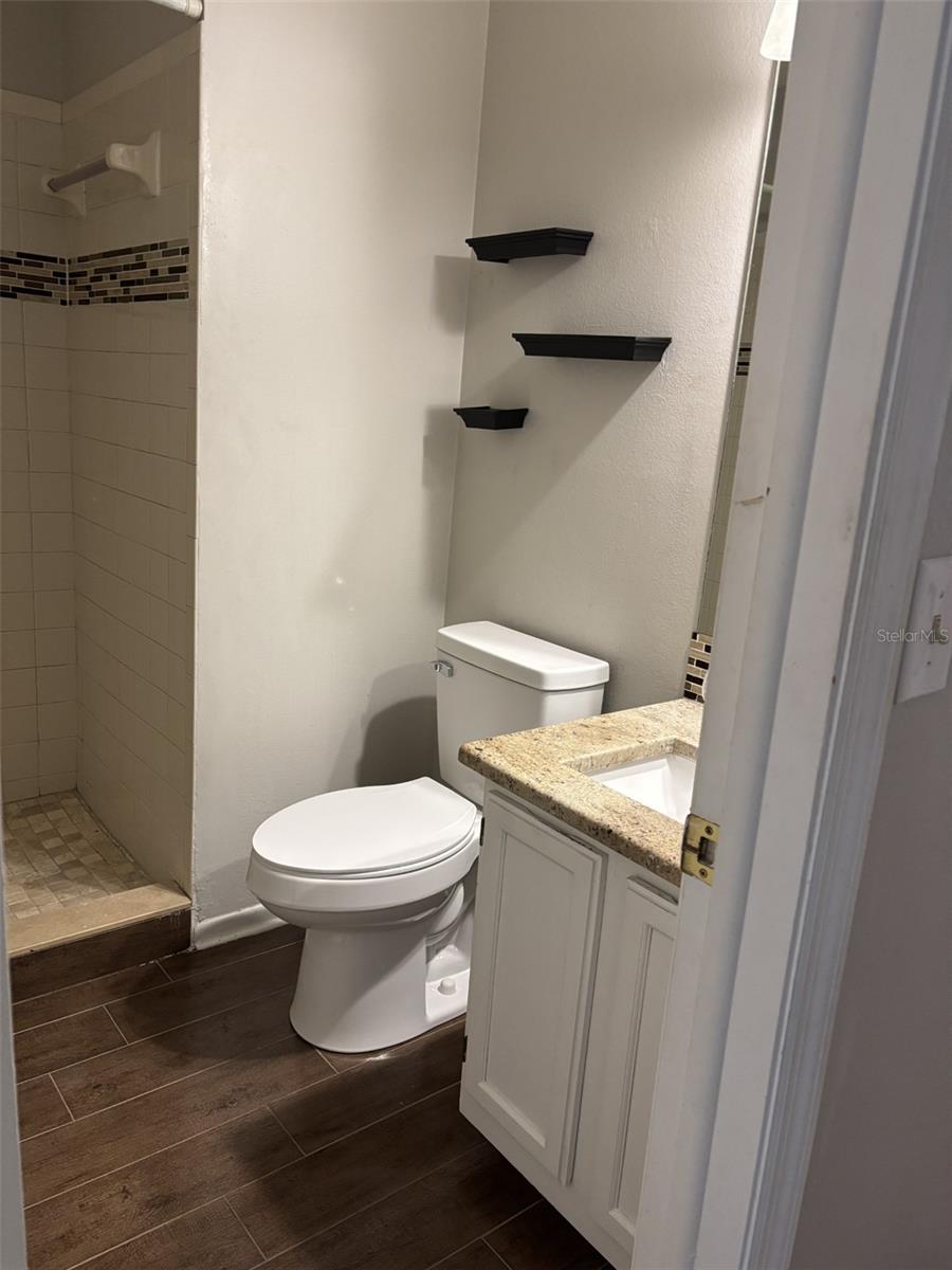 8525 J R Manor Dr Property Photo 16