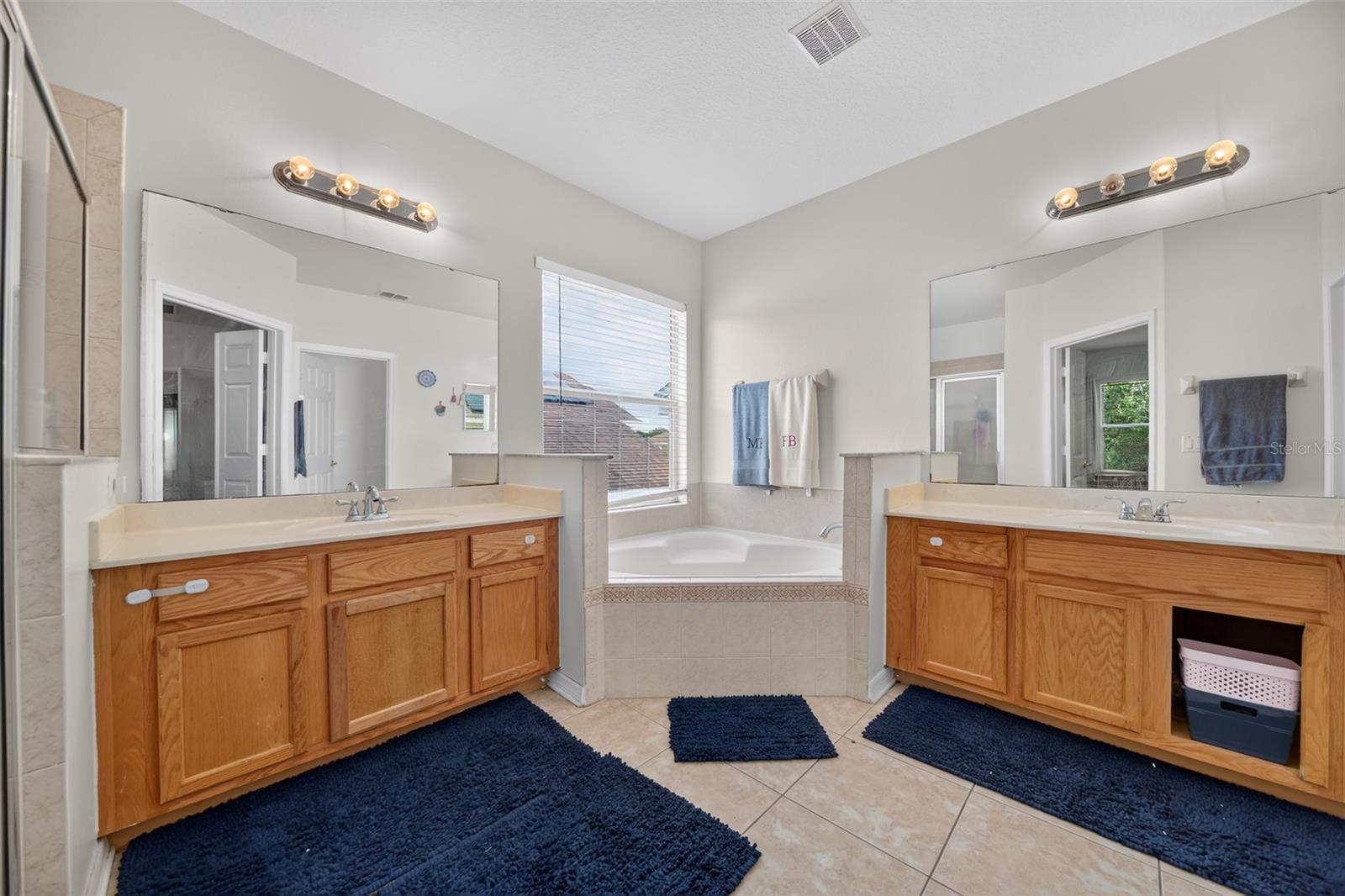 2100 Laurel Blossom Cir Property Photo 14