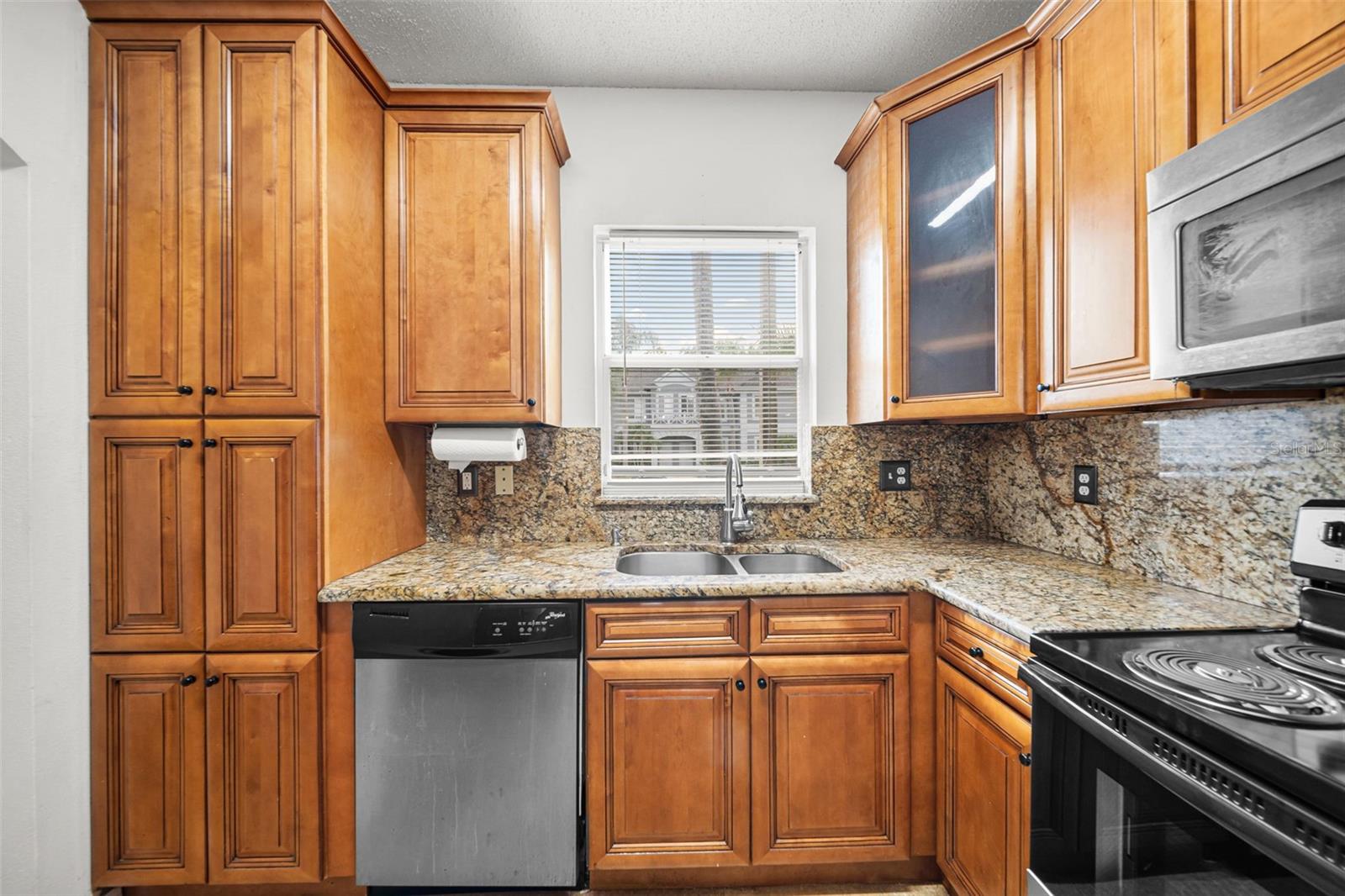 18171 Paradise Point Dr Property Photo 6
