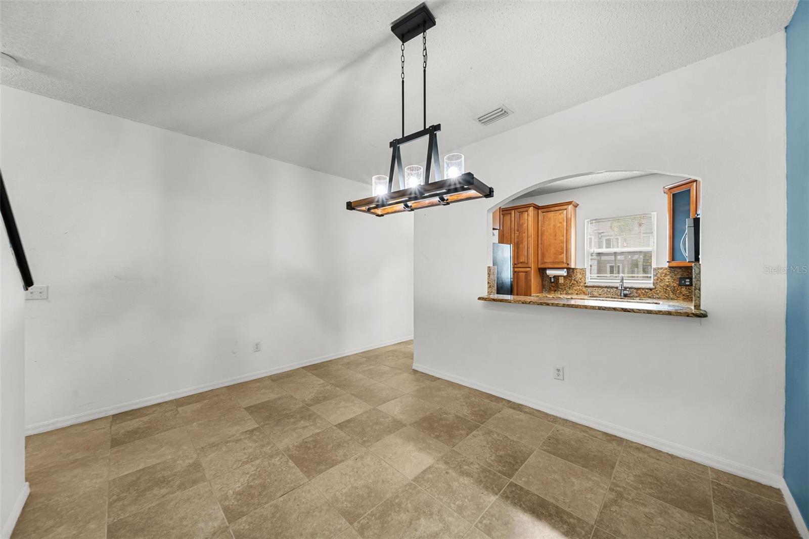 18171 Paradise Point Dr Property Photo 8