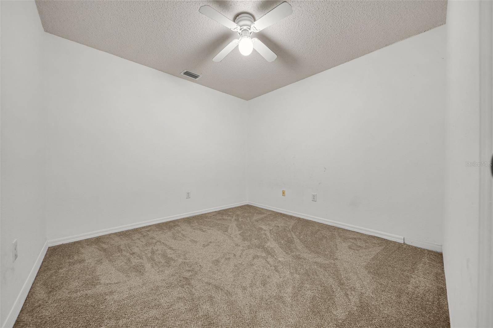 18171 Paradise Point Dr Property Photo 23