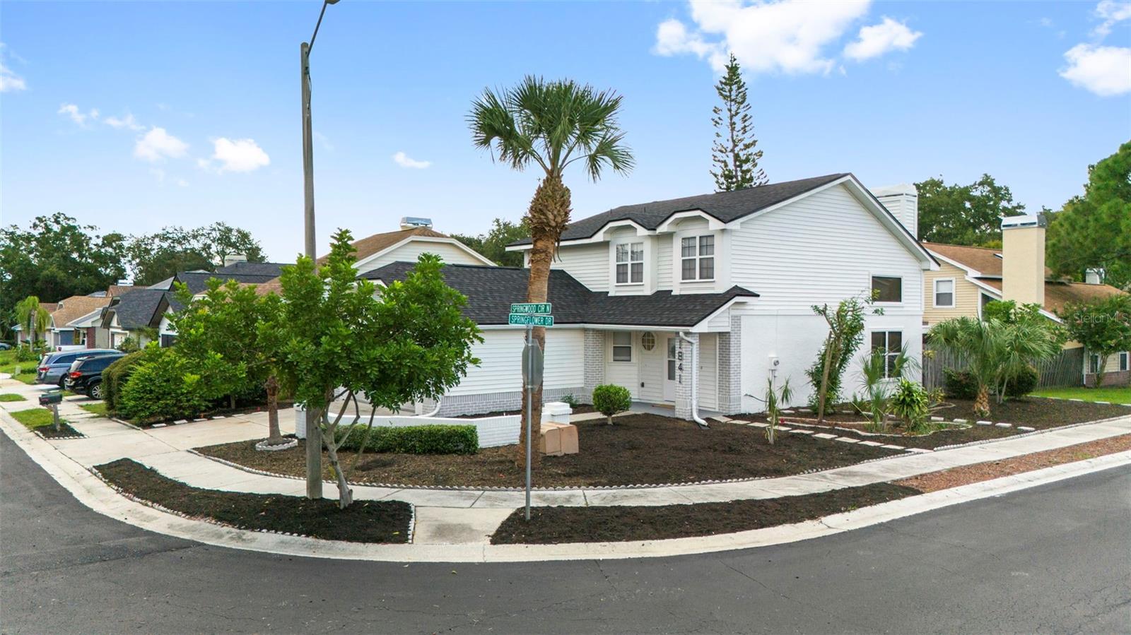 1841 Springwood Cir N Property Photo 29