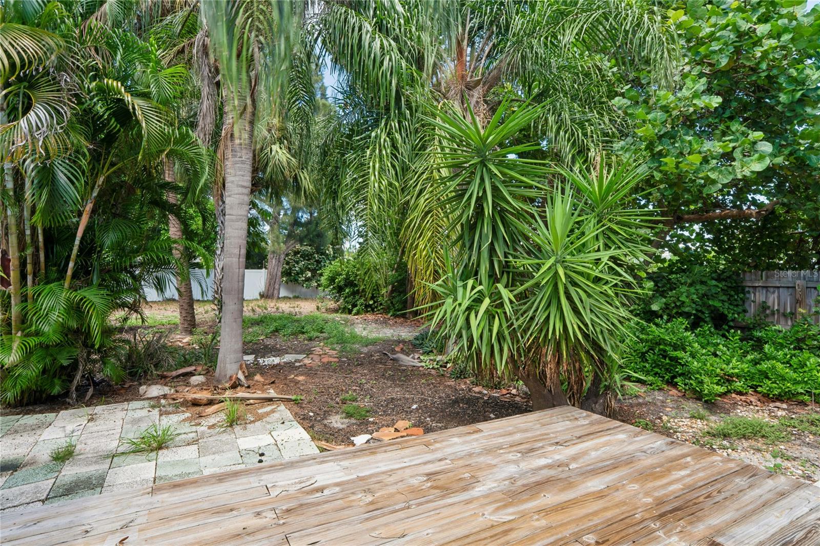 14623 Sunset Dr Property Photo 22