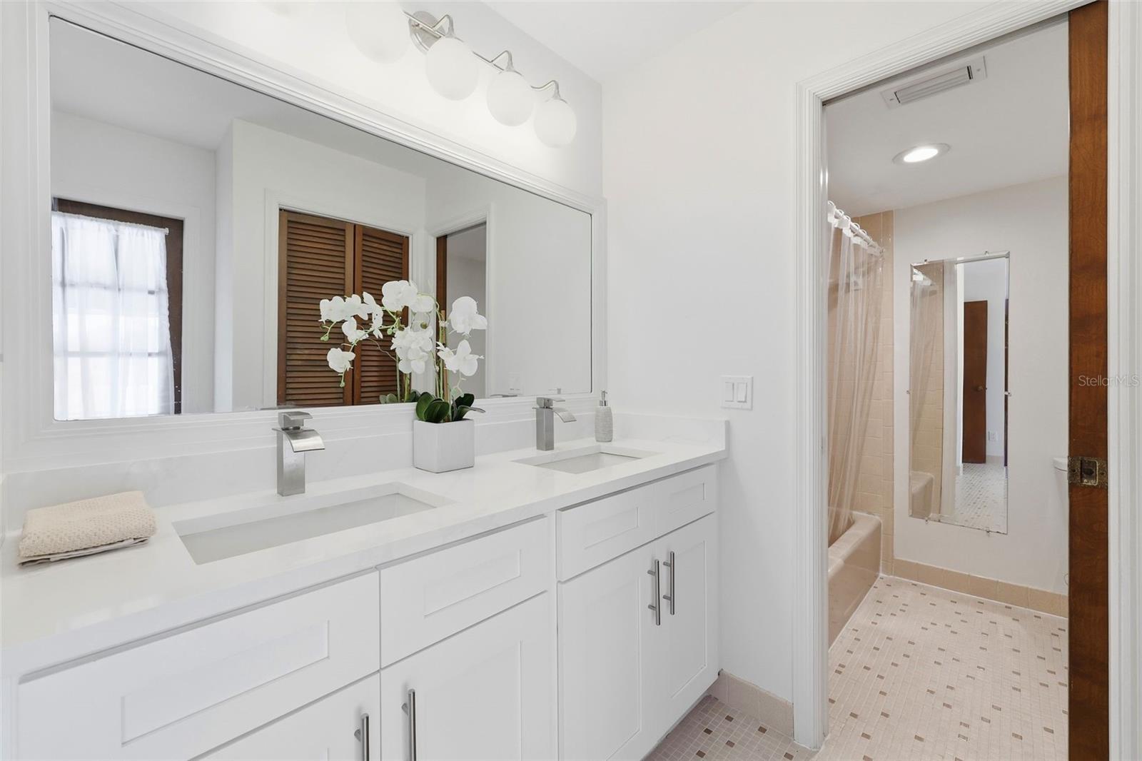 11735 Lipsey Rd Property Photo 30